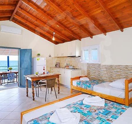 Avgoustos Beach House Skála Kallirákhis Екстериор снимка