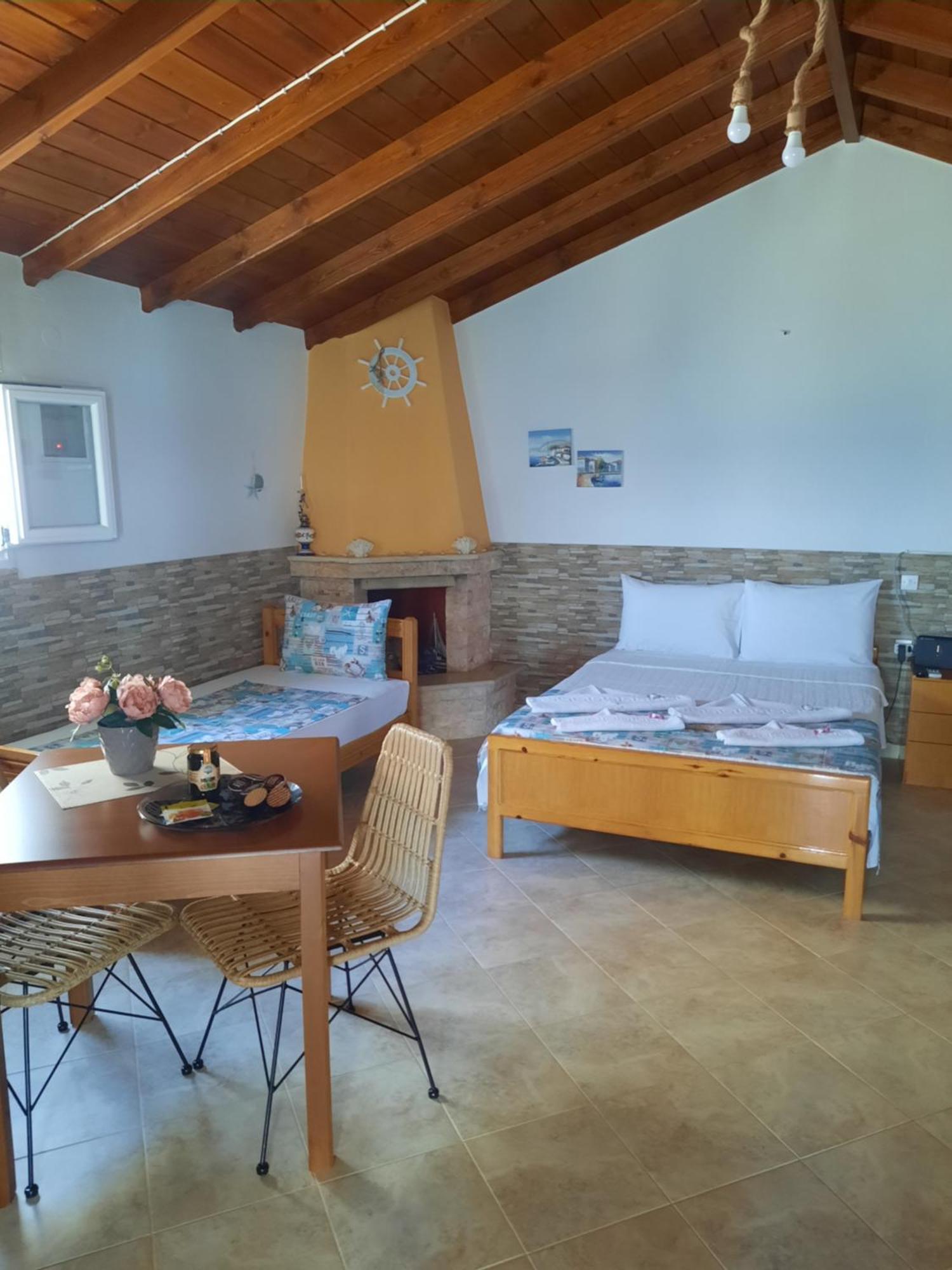 Avgoustos Beach House Skála Kallirákhis Екстериор снимка